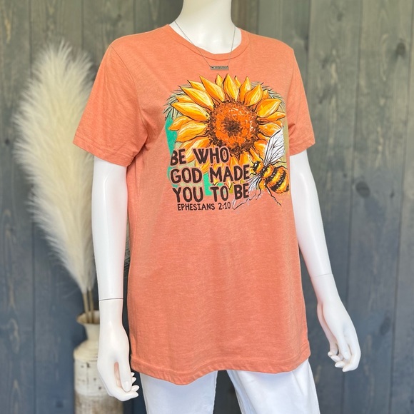 Bee Sunflower Graphic Short Sleeve Tee Sz Medium - Picture 2 of 6